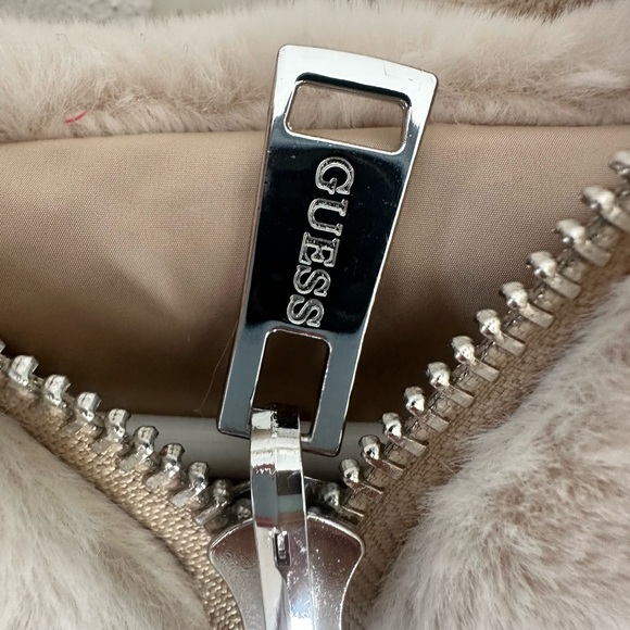 GUESS Faux-Fur Vest - Picture 3 of 8